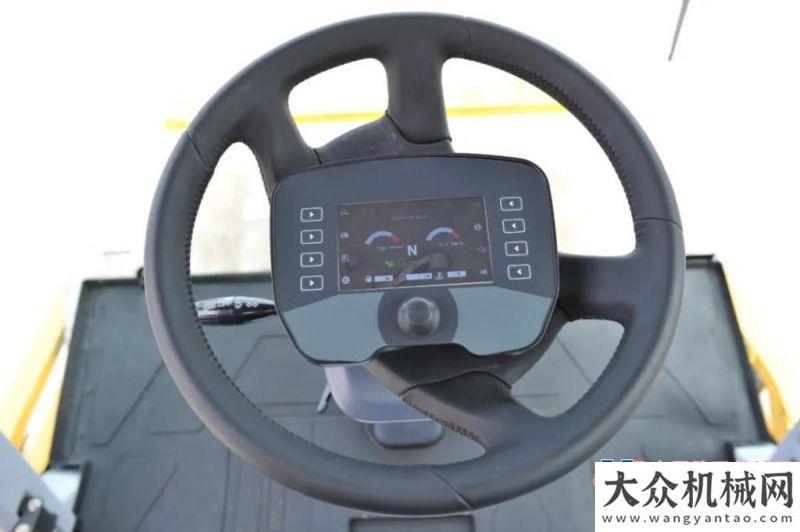 智控内核 超强聚合 | 全新山推SR26H-C6压路机 智控赋能 用机无忧