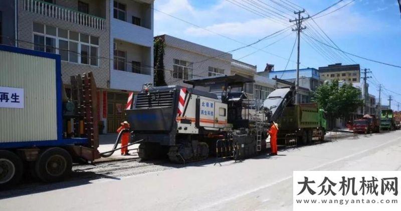 現(xiàn)精彩人生【工地報告】山東陸達水泥撒布車在安徽G105宿松段水毀修復工程上大展身手徐州諾