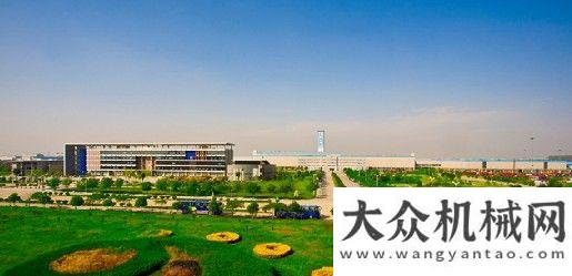 工盛装参展陕汽：张国强对新M3000有信心航天重