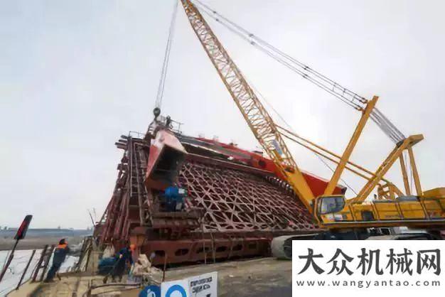 焦产品本身2019徐工起重机国际客户节|金色臂膀 拥抱友谊 畅享未来徐工起
