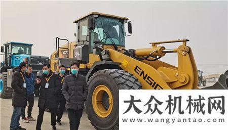 氣象新未來2021英軒行|因品質(zhì)而信任，河南大客戶再訪英軒重工！元旦新