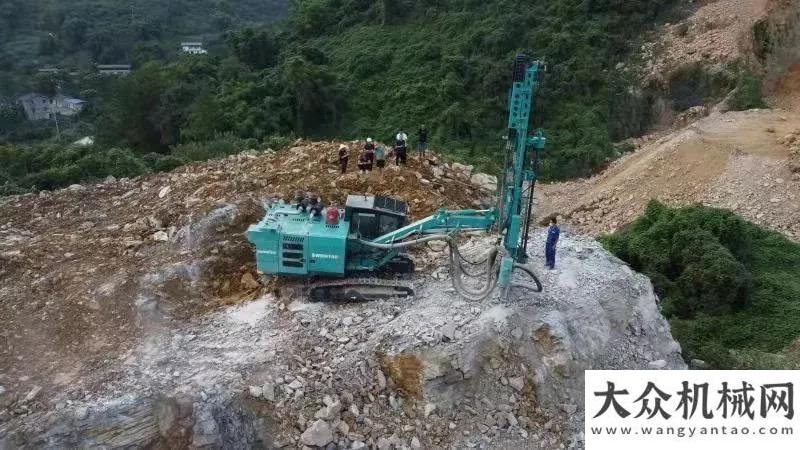 前開工助力綠色礦山，山河智能“鑿巖先鋒”SWDH系列頂錘鉆機(jī)大展身手川藏鐵