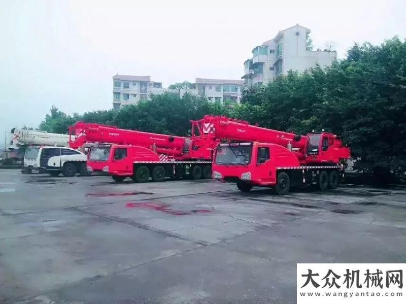 西亞東海岸一起圍觀！國機重工海外市場的靚麗身影——汽車起重機一