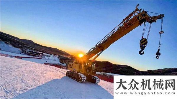 安全有保障助力全民雪上運(yùn)動(dòng)熱潮，徐工履帶起重機(jī)夠贊！抓實(shí)安