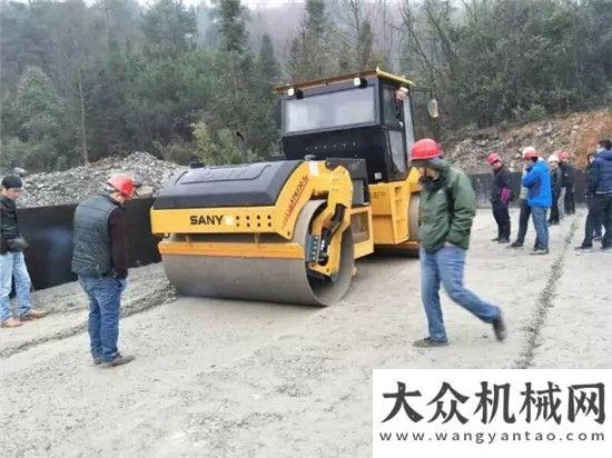 路機(jī)老哥哥試驗(yàn)成功!三一壓路機(jī)獲封“混凝土壩壓實(shí)利器”尋找用