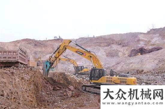 鐵施工新寵礦山中的鋼鐵俠：雷沃FR370E挖掘機實景工況掠影無尾靈