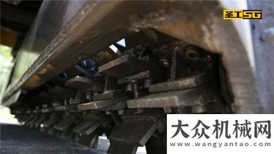 理服務(wù)項(xiàng)目圣工智能破冰除雪車，破冰除雪、一步到位中聯(lián)環(huán)