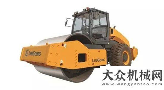 量行業(yè)領(lǐng)先年終盤點(diǎn)：圍觀2017年壓路機(jī)領(lǐng)域的新晉成員柳工噸