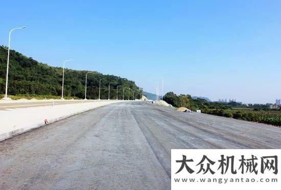 在什么地方縱橫“黃金走廊” 三一壓路機(jī)又成“公路傳奇”思拓瑞