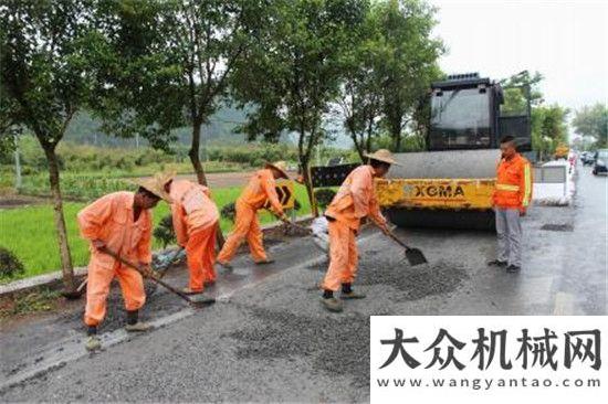 新篇章廈工壓路機助力昌化“百路千里”工程阿特拉