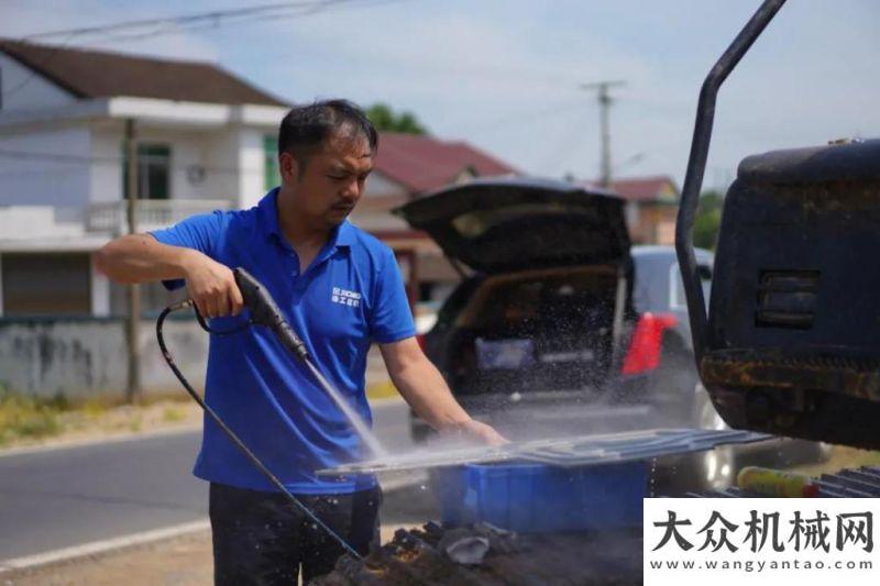 國(guó)賽再奪冠金牌服務(wù) 價(jià)值守護(hù)｜徐工挖機(jī)第九屆服務(wù)行圓滿收官徐工剛