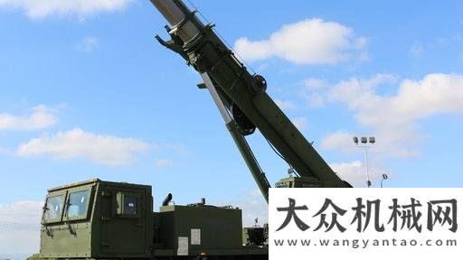 何能成焦點馬尼托瓦克向美國陸軍交付格魯夫GMK4060HC起重機(jī)低碳智