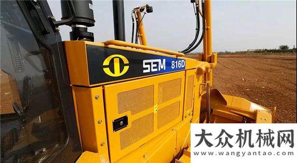 度產(chǎn)品榜單山工：厲害了！SEM816D推土機(jī)榮獲“2019工程機(jī)械年度產(chǎn)品獎(jiǎng)”！山工機(jī)