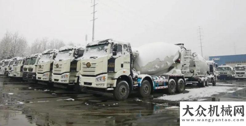 赴冰雪之約凌宇汽車：雪天行車，三十六計，穩(wěn)為上計！康明斯