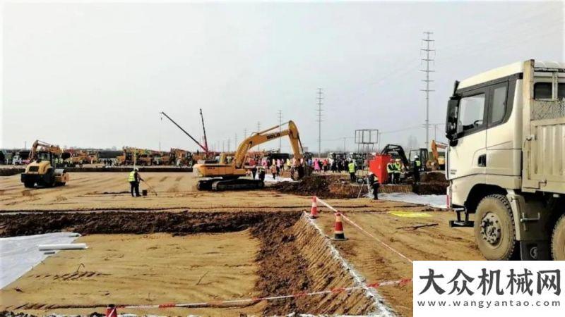 寵粉大放價【臨距離】建筑學(xué)院的高材生，陜西咸陽呂總和臨工的故事金九銀