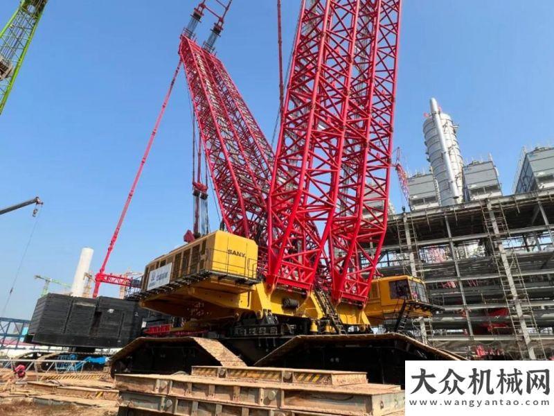 工作的意见三一重工：红色巨无霸SCC40000A即将完成790吨脱异丁烷塔吊装就位交通
