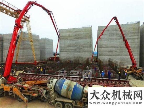 鐵施工廣東博賀港項(xiàng)目，南方路機(jī)10年混凝土攪拌站的應(yīng)用方圓集