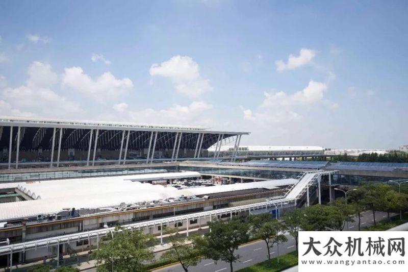 賞之除雪車工地報告 | 維特根SP 500 滑模攤鋪機助力上海浦東國際機場T3航站樓擴建森遠除