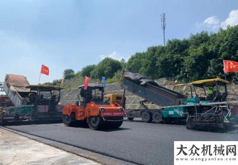 解燃煤之急工地報(bào)告 | 福馬組合高效助力 G60 滬昆高速公路改擴(kuò)建瀝青罩面施工愛心煤