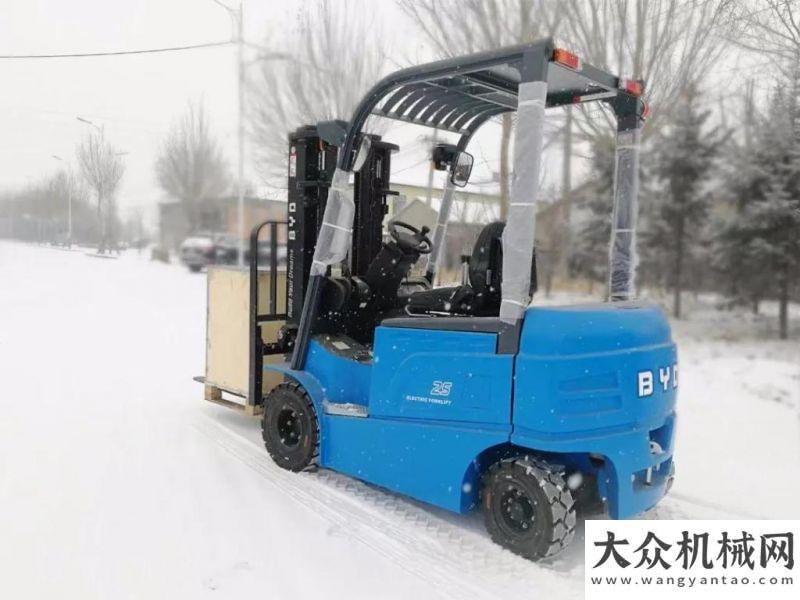 職院的故事“傲雪凌霜”！比亞迪叉車在冷鏈物流“溫暖綻放”說(shuō)與你