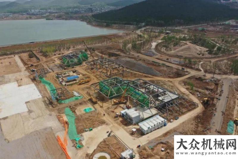 得客戶青睞再建新地標(biāo)！“徐工金”助力這場國際盛會！山東臨