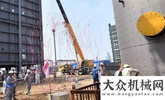 館穹頂?shù)跹b徐工兩名“履帶式戰(zhàn)將”的合作秀履帶起