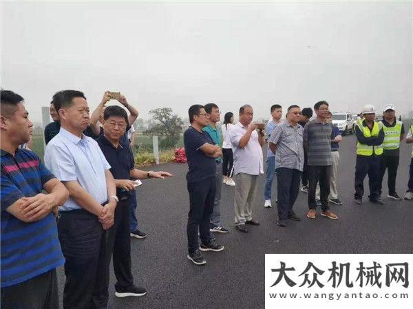 值總裁專訪河南公路水運工程質(zhì)量安議及在建交通重點項目觀摩會在息邢高速抗離析攤鋪現(xiàn)場舉行為租賃