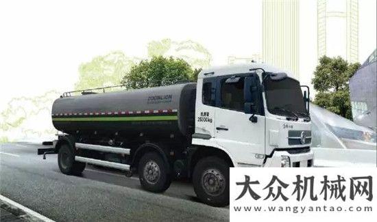 持成就专业新品 | 与同吨位的其他清洗车比较，这款车作业效率提升20%以上！徐工匠