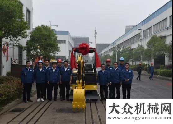 于寶雞熱烈祝賀力士德挖掘機(jī)家族再添新成員-SC22EV創(chuàng)新五