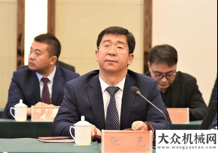 略合作協(xié)議徐工“百億之基”！落戶賈汪！開啟新