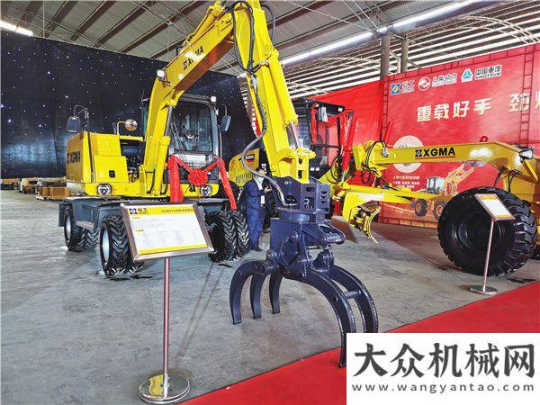器鏟運專家乘風(fēng)破浪七十載 砥礪前行再出發(fā) 廈工9款新產(chǎn)品河南焦作震撼上市斗山礦