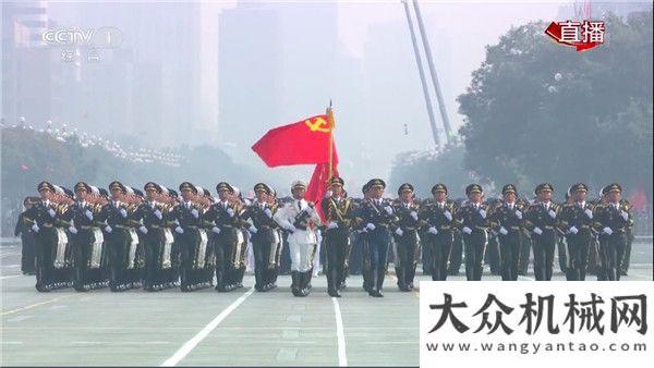 六京環(huán)產(chǎn)品裝備制造榮耀時(shí)刻  中聯(lián)重科助力新70年大慶直播、打造湖南彩車全新突