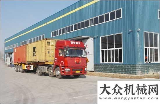 俄罗斯认证沃尔华集团4台汽车起重机顺利出口瑞典徐工汽