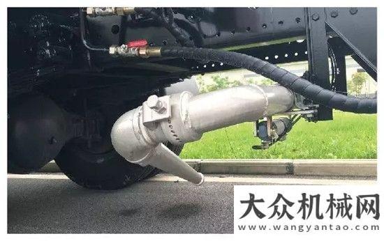 持成就專業(yè)新品 | 與同噸位的其他清洗車比較，這款車作業(yè)效率提升20%以上！徐工匠