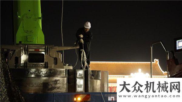 六京環(huán)產(chǎn)品裝備制造榮耀時(shí)刻  中聯(lián)重科助力新70年大慶直播、打造湖南彩車全新突