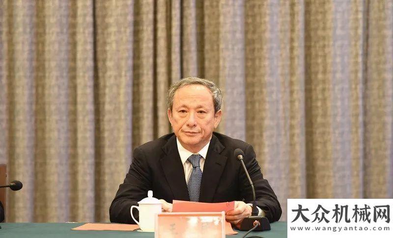 略合作協(xié)議徐工“百億之基”！落戶賈汪！開啟新