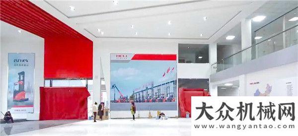 行龍工使命合力叉車陜西榆林公司4S店盛裝開業(yè)！以匠心