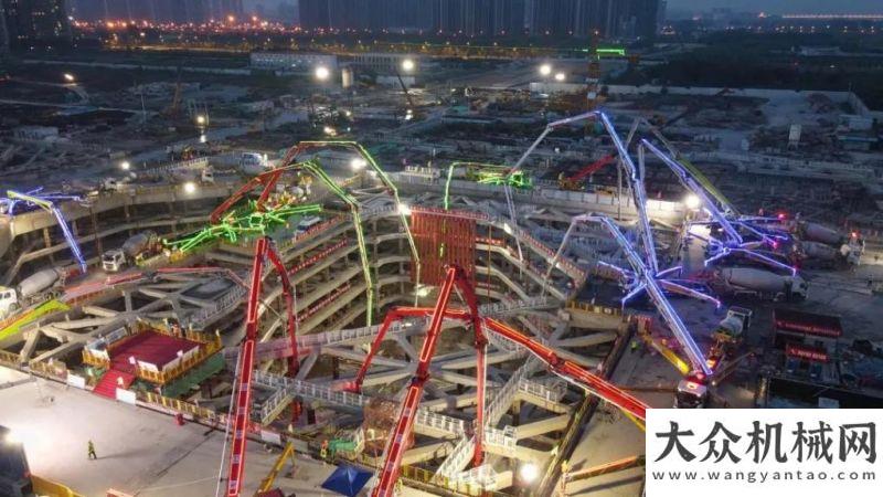 純電旋挖鉆56小時持續(xù)澆筑33800方！三一混凝土機械助力江蘇第一高樓電擊未