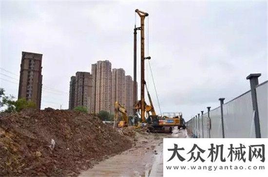 徑超深首樁家鄉(xiāng)徐州的路在變，速度在變，而徐工金是一抹不變的風(fēng)景北京中