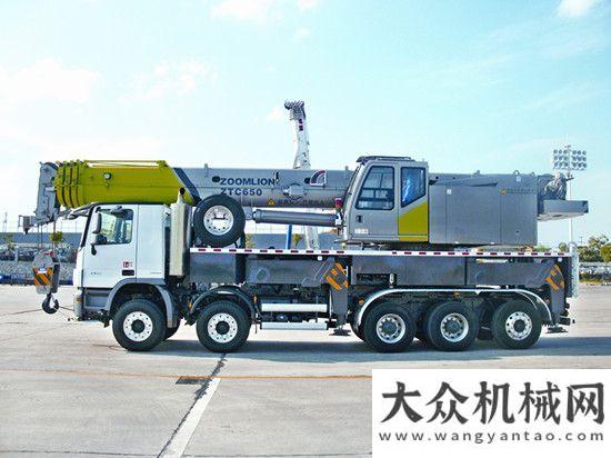 兵儀式籌備中聯(lián)重科ZTC650汽車起重機(jī)獲客戶好評徐工助