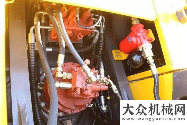 運(yùn)油車型號【產(chǎn)品】雷沃FR370E 礦山中的戰(zhàn)斗影像廈工楚