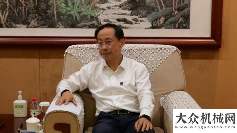 間的三一人徐工王民拜訪天津港集團委、董事長褚斌優(yōu)秀服