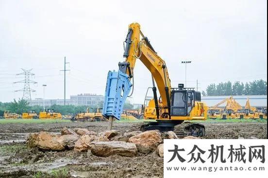 橋建成通車(chē)柳工：開(kāi)山錘王 CLG956EHD，乘風(fēng)破浪！山推建