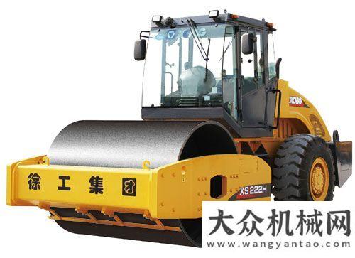 壓路機(jī)出廠徐工XS202H/XS222H單鋼輪振動壓路機(jī)試制成功西安工