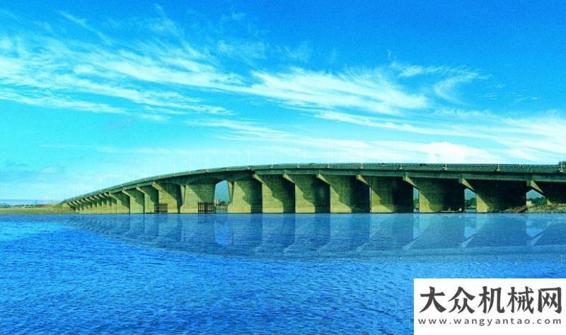 三一的身影安邁攜手龍建路橋：用一流設(shè)備  干一流工程聞令而