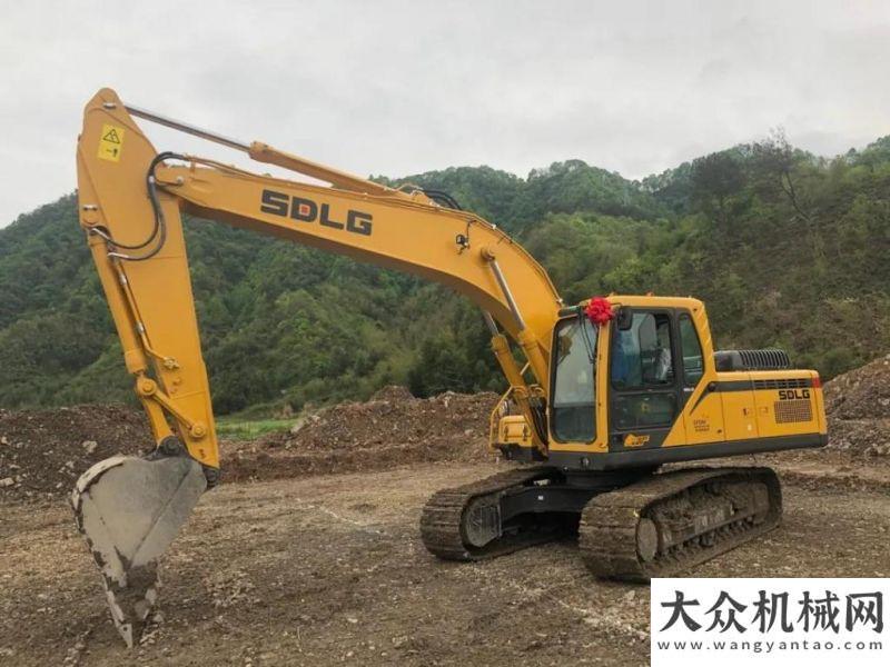 一定要知道【臨距離】高性價比、高舒適度、高配置、高可靠性，山東臨工E6210F在安徽火了！漢馬科