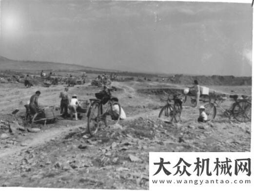 美客戶(hù)青睞山工機(jī)械六十載歷史下篇：搭乘國(guó)際快車(chē) 闊步世界舞臺(tái)山推高