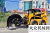 政养护事业徐工滑移装载机化身“百变金刚”  助力市政养护事业徐工滑