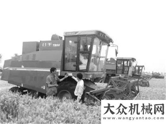 自卸半掛車國(guó)三新機(jī)迎初試 夏收服務(wù)一鍵通楚勝牌