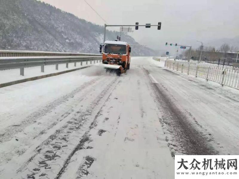 期工程項目易山重工：晝夜鏖戰(zhàn)，養(yǎng)護鐵軍護航首都公路安全暢通方圓塔